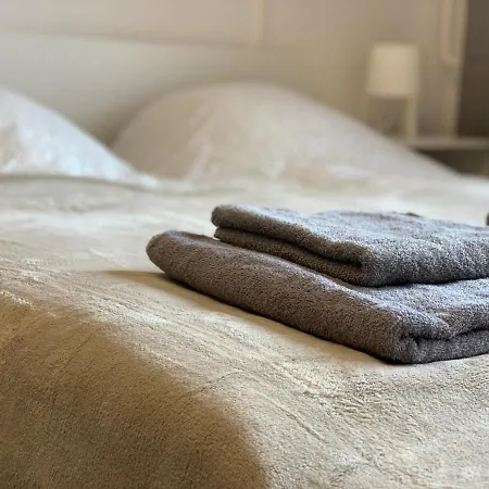 Charming Private In A Great Location Apartmán