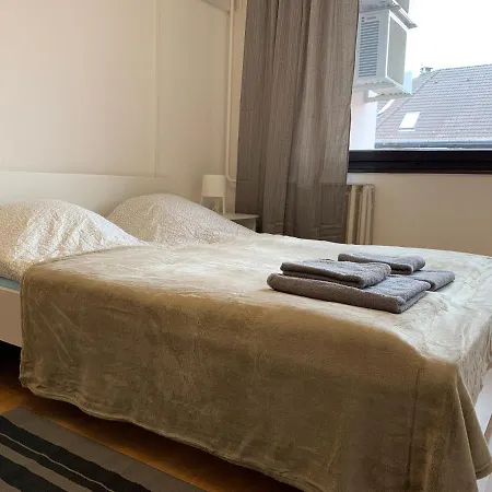 Charming Private In A Great Location Appartement *